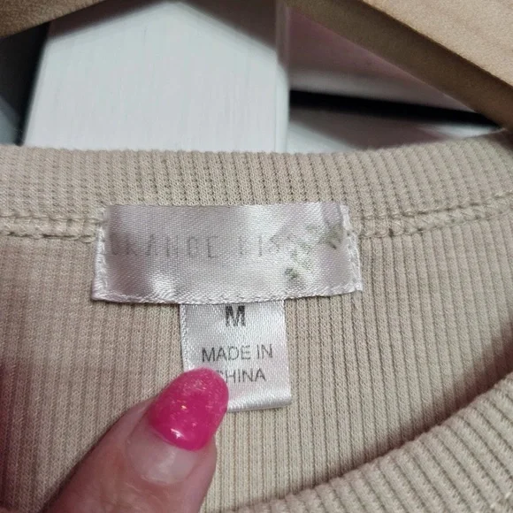 Orange Kiss - 1999 Teddy Bear Tee - Picture 5 of 8